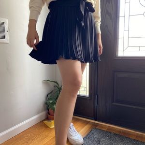 Black Chiffons skirt w tie
